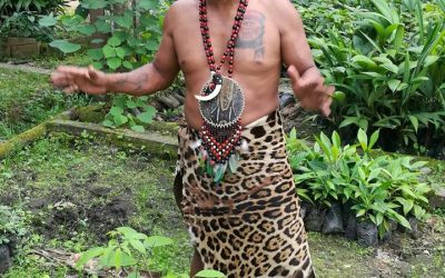 Entrevista a Tzama Tigre Tzamaren es un nativo amazónico originario de la nación Shuar en el Ecuador
